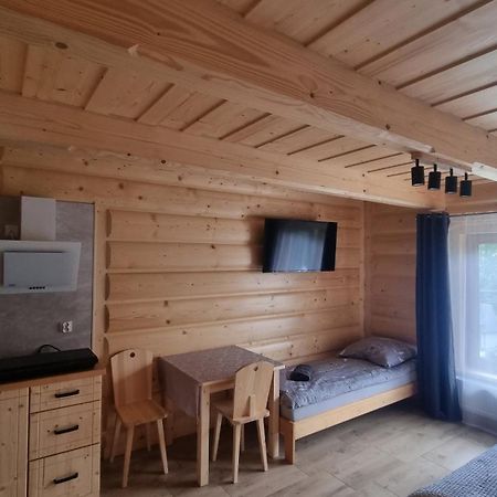 Pod Grusza Guest House Dzianisz ภายนอก รูปภาพ