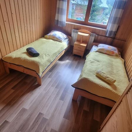 Pod Grusza Guest House Dzianisz ภายนอก รูปภาพ