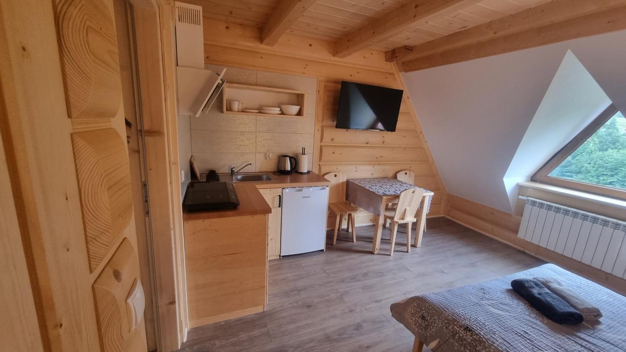 Pod Grusza Guest House Dzianisz ภายนอก รูปภาพ