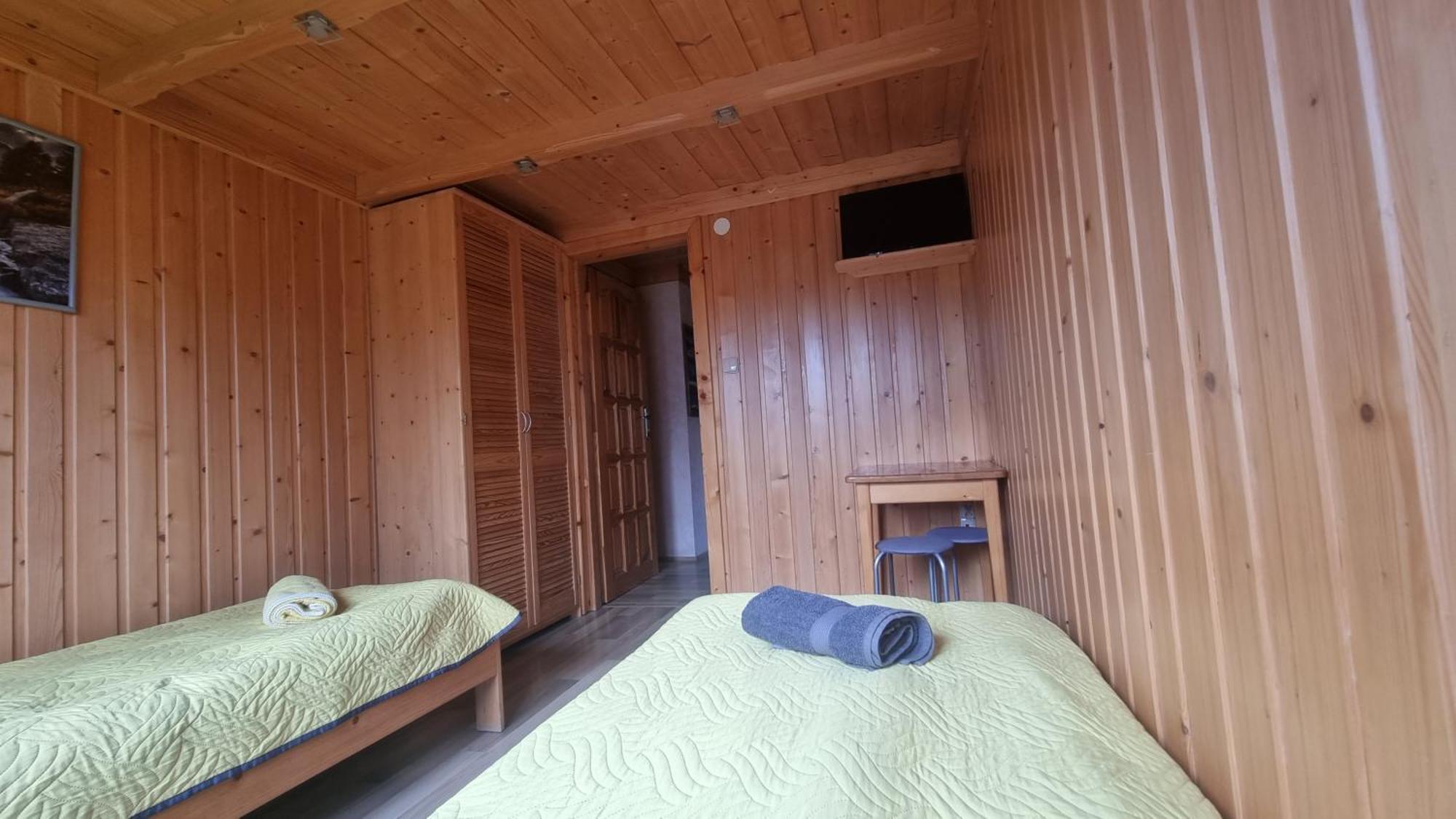 Pod Grusza Guest House Dzianisz ภายนอก รูปภาพ